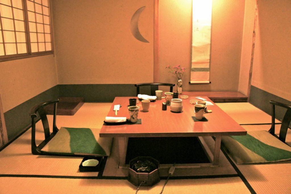 Nguyên tắc trên bàn ăn của người Nhật