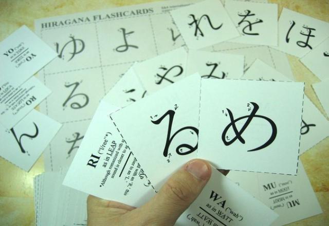 Phương pháp học bảng chữ cái tiếng Nhật bằng Flashcard